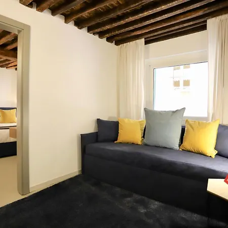 Palazzina B - Contemporary Aparthotel Genoa