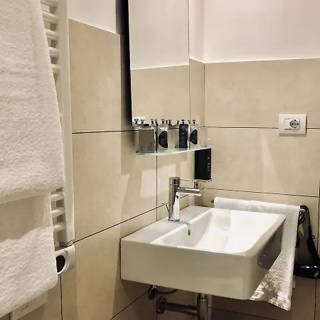Palazzina B - Contemporary מלון דירות 4*