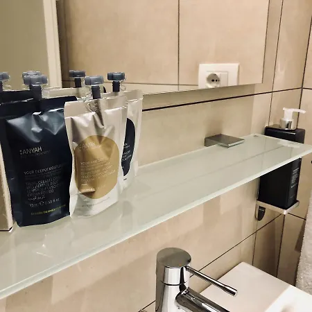 Palazzina B - Contemporary Lägenhetshotell 4*