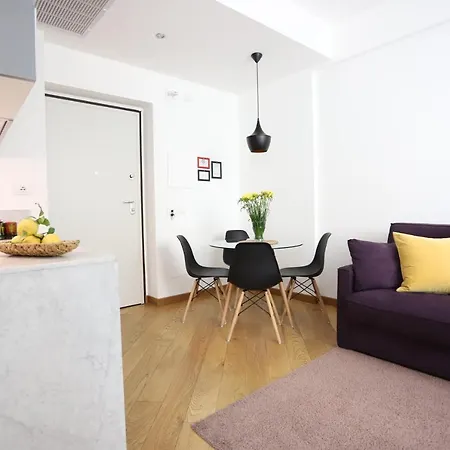 Lägenhetshotell Palazzina B - Contemporary 4*